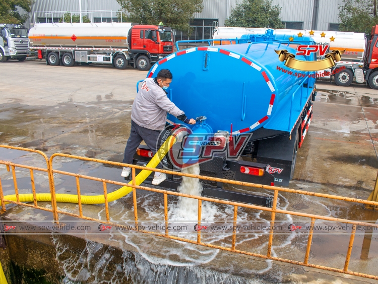 10,000 Litres Sewage Vacuum Truck Dongfeng - Discharge 1 10,000 Litres Sewage Vacuum Truck Dongfeng - Discharge 1